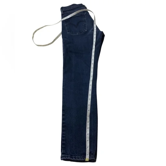 Levi’s Premium - Wedgie Icon Fit Jeans - Picture 13 of 14